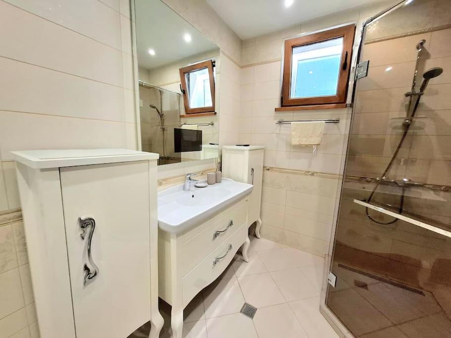 Spacious Prestige Penthouse Varna Buitenkant foto