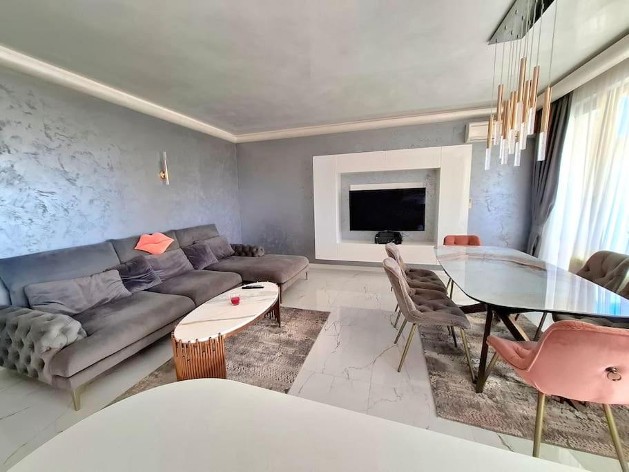 Spacious Prestige Penthouse Varna Buitenkant foto