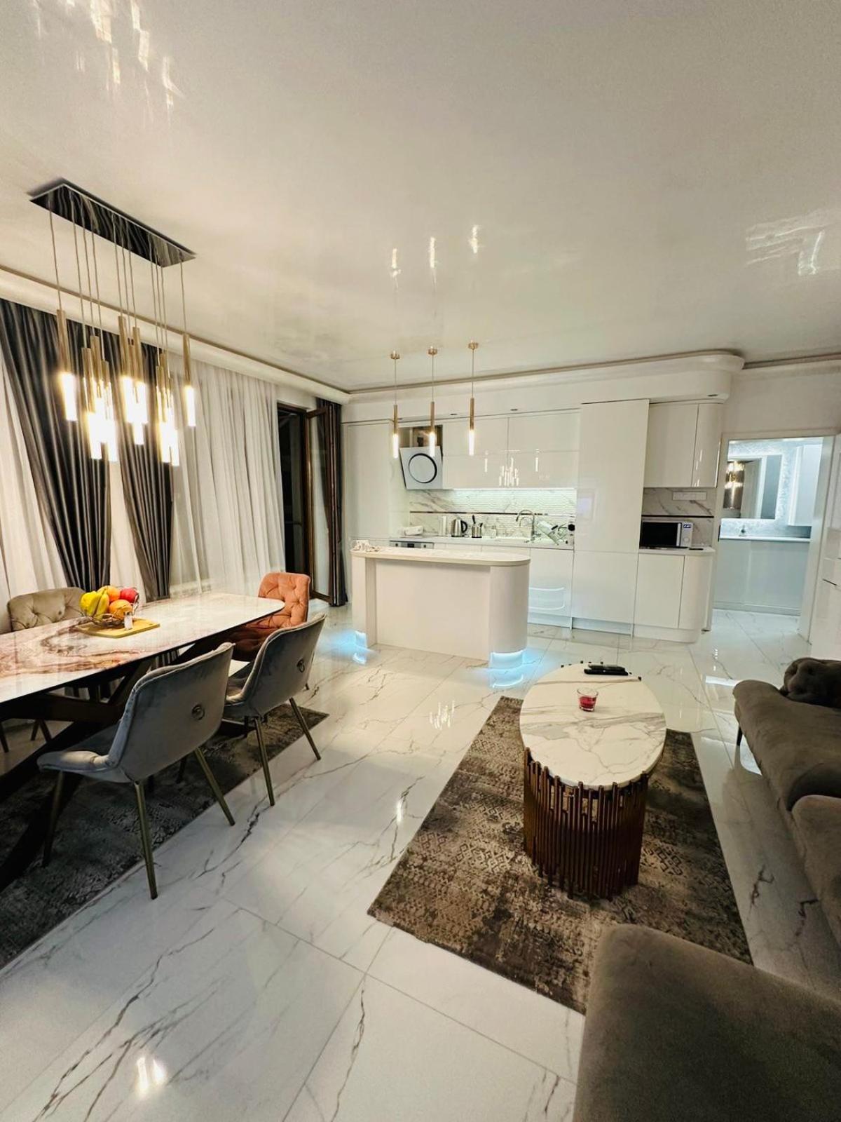 Spacious Prestige Penthouse Varna Buitenkant foto