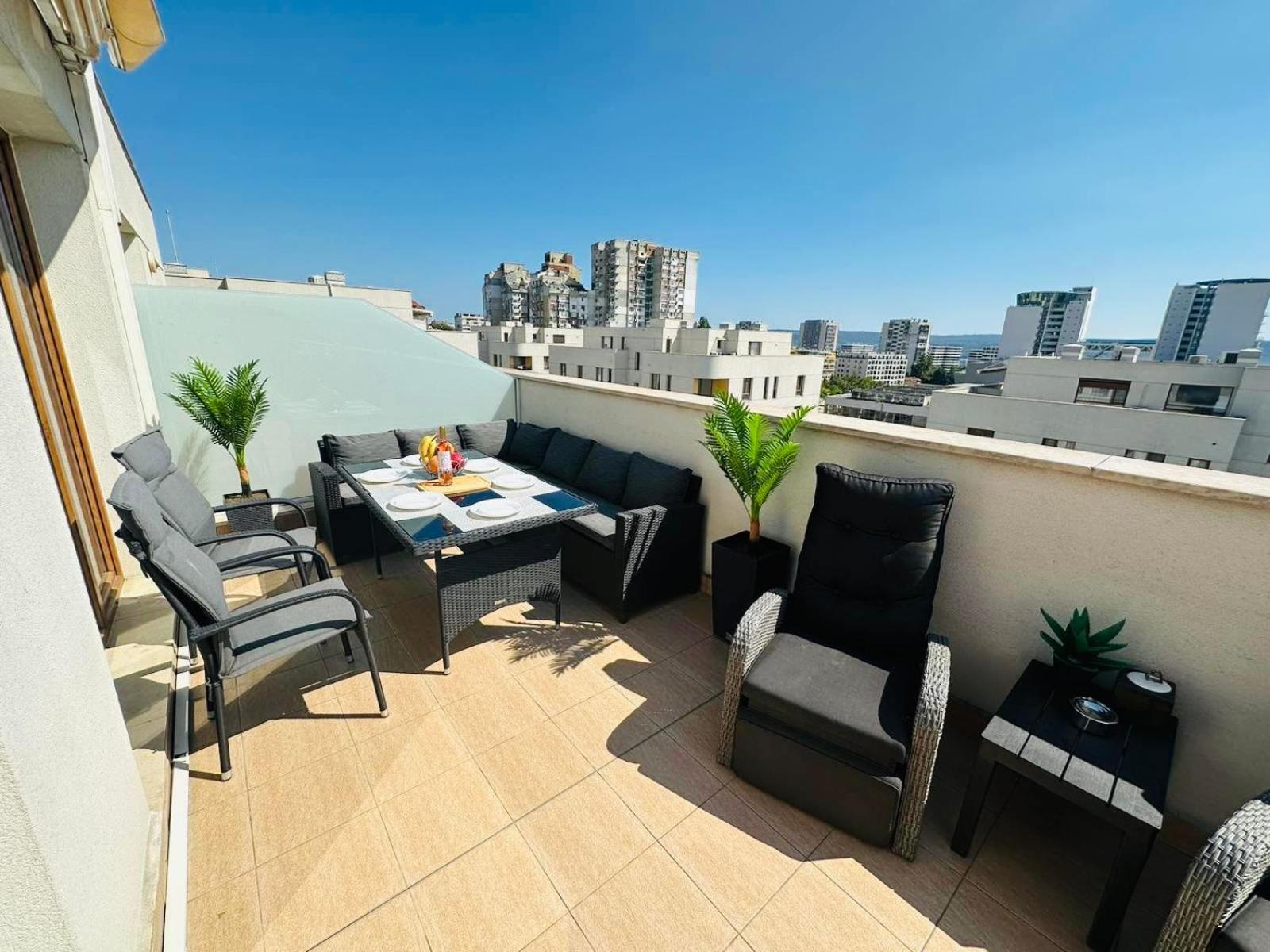 Spacious Prestige Penthouse Varna Buitenkant foto
